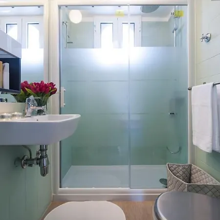 Charming 2 Bedroom Avenida Da Liberdade Apartament