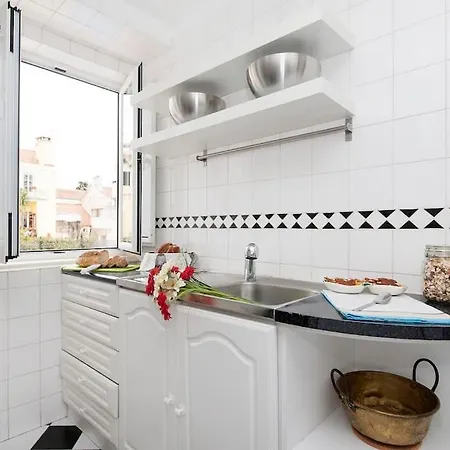Charming 2 Bedroom Avenida Da Liberdade דירה